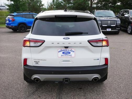2020 Ford Escape Titanium