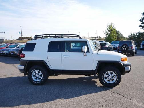 2013 Toyota FJ Cruiser Base