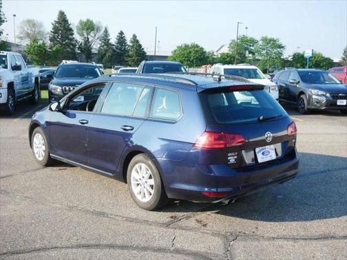 2017 Volkswagen Golf SportWagen TSI S