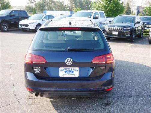 2017 Volkswagen Golf SportWagen TSI S