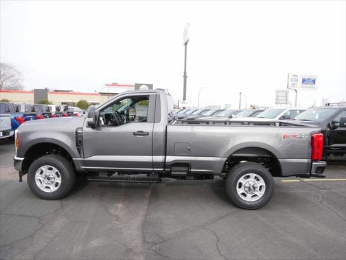 2025 Ford F-350 XLT