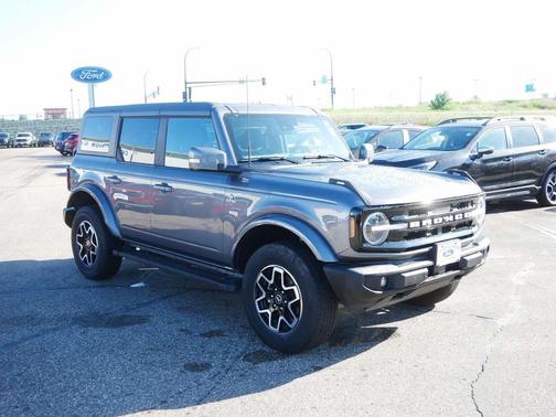 2022 Ford Bronco Outer Banks