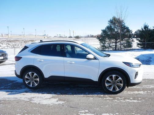 2024 Ford Escape Platinum