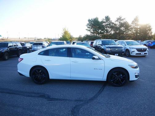 2025 Chevrolet Malibu FWD 1LT