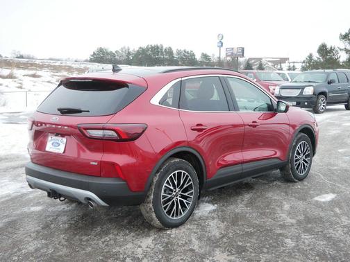 2025 Ford Escape PHEV SE