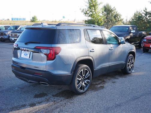 2021 GMC Acadia AWD SLT