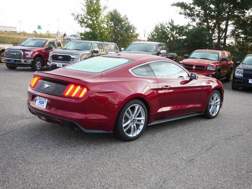 2016 Ford Mustang EcoBoost Premium