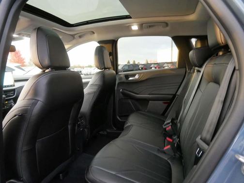 2026 Ford Escape Platinum