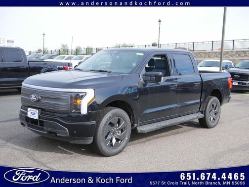 2025 Ford F-150 Lightning LARIAT