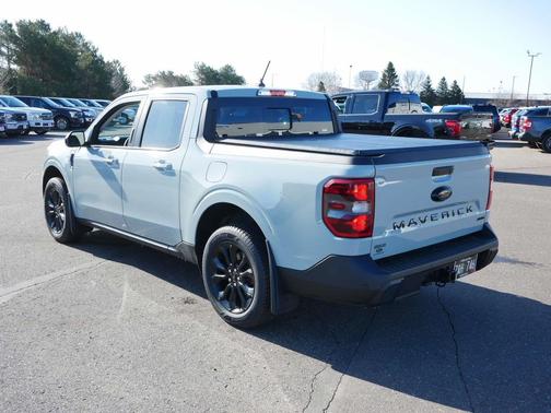 2023 Ford Maverick Lariat