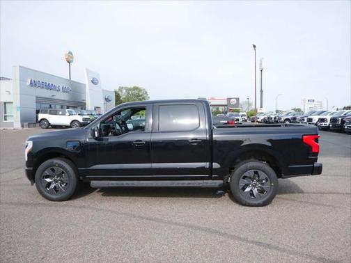 2025 Ford F-150 Lightning LARIAT