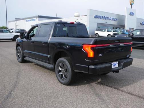 2025 Ford F-150 Lightning LARIAT