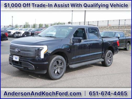 2025 Ford F-150 Lightning LARIAT