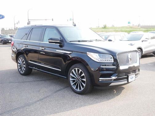 2019 Lincoln Navigator Select