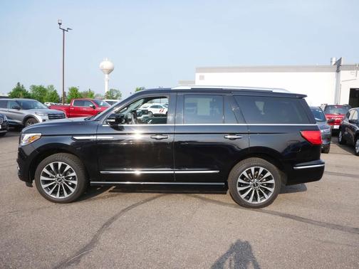 2019 Lincoln Navigator Select
