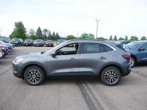 2025 Ford Escape PHEV SE