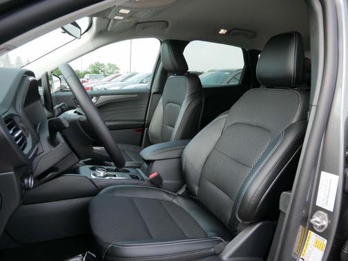 2025 Ford Escape PHEV SE