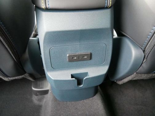 2025 Ford Maverick Lobo Standard