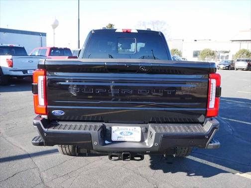 2025 Ford F-350 Platinum
