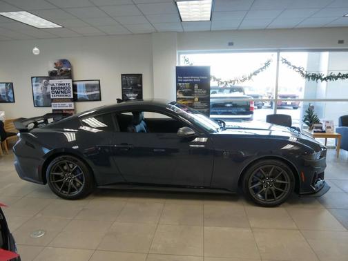 2025 Ford Mustang Dark Horse Fastback
