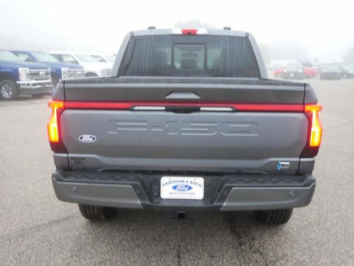 2025 Ford F-150 Lightning LARIAT