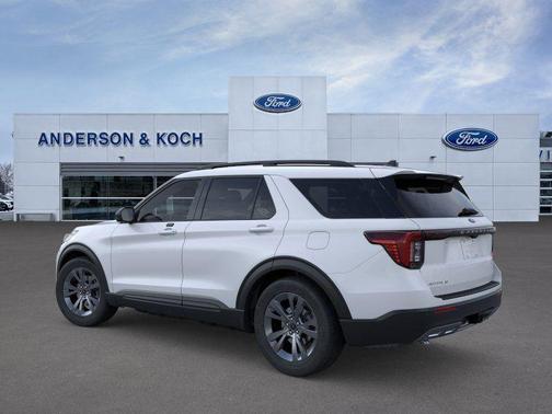 Space White Metallic 2026 Ford Explorer Active