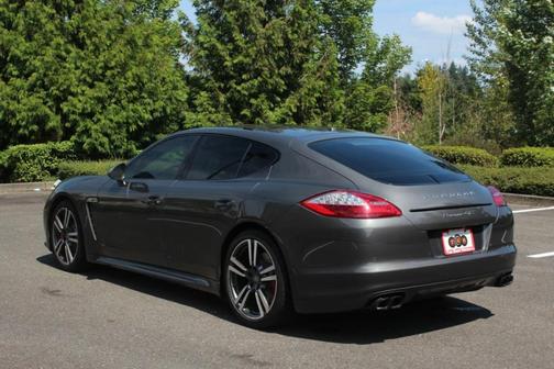2013 Porsche Panamera GTS
