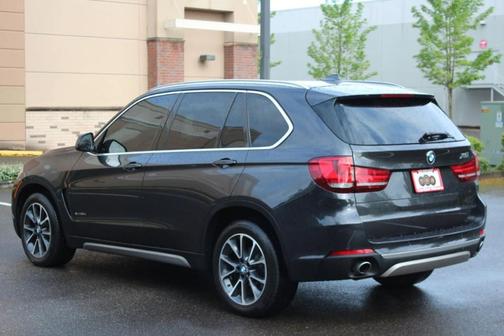 Black 2016 BMW X5 xDrive35d