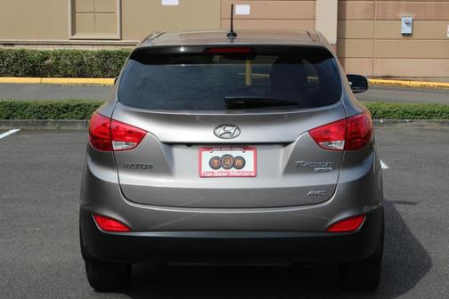 Chai Bronze 2013 Hyundai TUCSON Limited