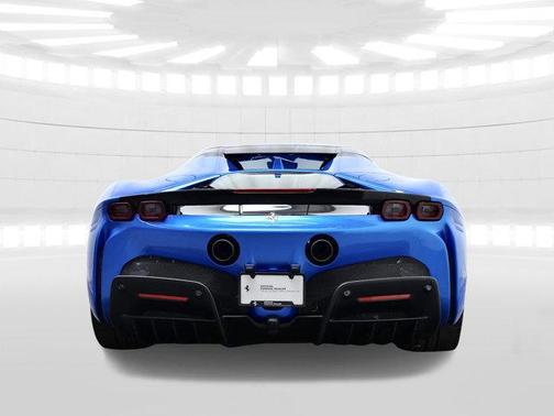 2023 Ferrari SF90 Spider Base
