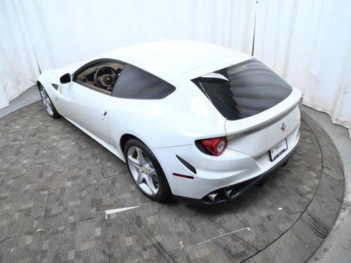 2012 Ferrari FF Base