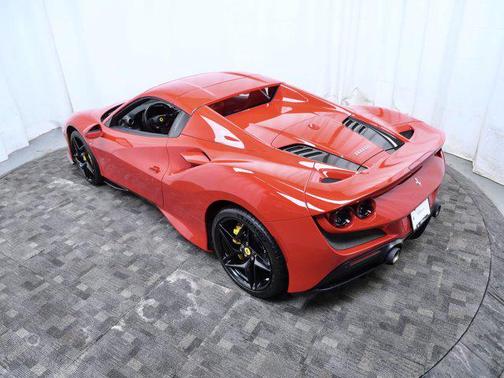 2021 Ferrari F8 Spider Base