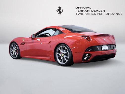 2012 Ferrari California Base
