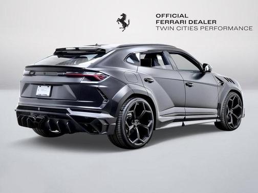 2020 Lamborghini Urus Base