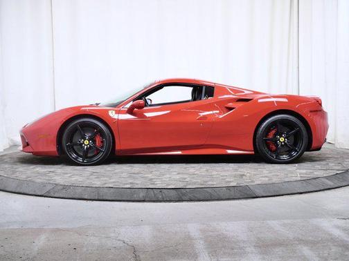 Rosso Corsa 2019 Ferrari 488 Spider Base