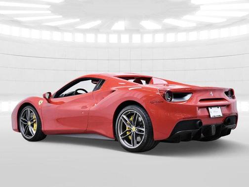 2018 Ferrari 488 Spider Base
