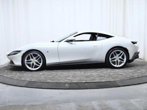 2021 Ferrari Roma Base