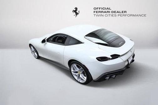 2021 Ferrari Roma Base