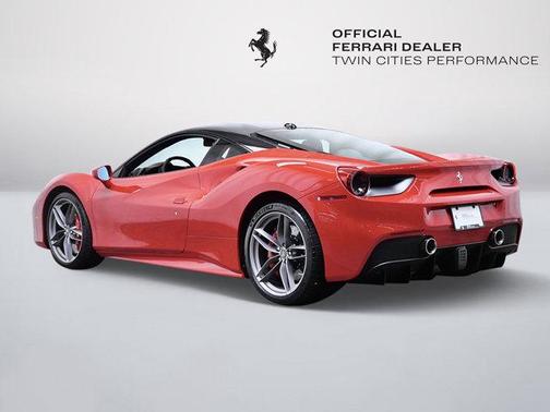 Rosso Corsa 2016 Ferrari 488 GTB Base