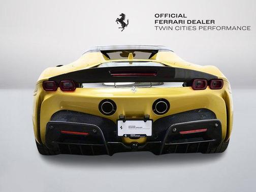 2022 Ferrari SF90 Spider Base