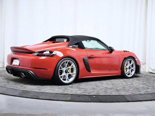 2024 Porsche 718 Spyder RS