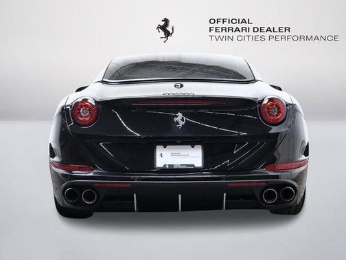 2015 Ferrari California T