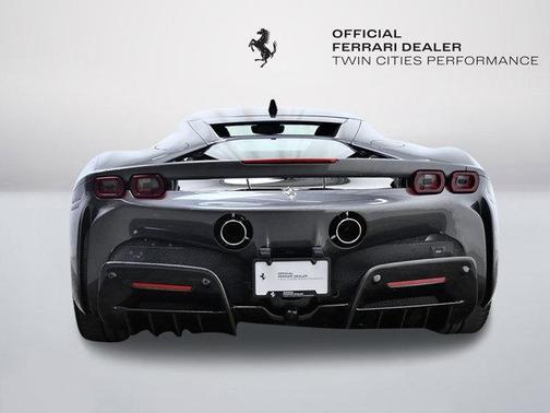2023 Ferrari SF90 Stradale Base