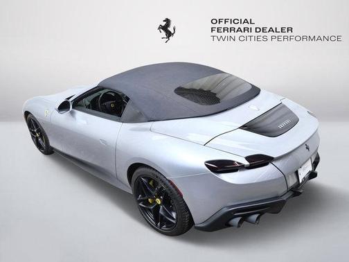 2025 Ferrari Roma Spider Base