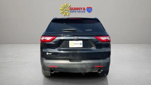 2021 Chevrolet Traverse LT Leather