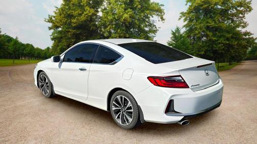 White 2017 Honda Accord EX-L w/Navigation & Honda Sensing