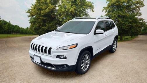 White 2018 Jeep Cherokee Limited