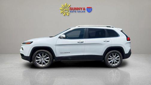White 2018 Jeep Cherokee Limited