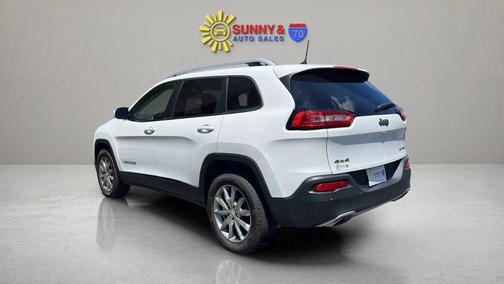 White 2018 Jeep Cherokee Limited