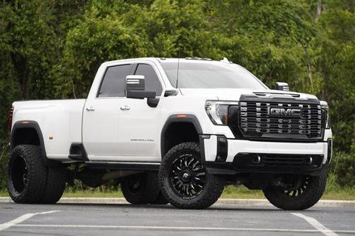 White Frost Tri-Coat 2025 GMC Sierra 3500 Denali Ultimate